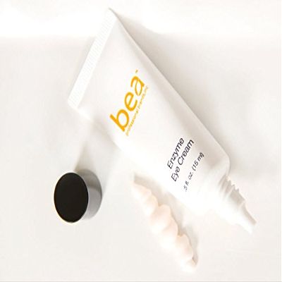 Bea Skincare -Papaya-Based Eye Cream with Biotin, Papain, Chamomile, Sugar Cane, Lemon, Orange & Apple Extracts is powered by Caffeine (.5 fl. oz.)
