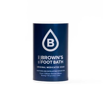 Brown's Original Medicated Foot Bath Soothing Relief for Corns, Calluses, Bunions & Odor Exfoliating Foot Soak for Dry, Soft Feet (8oz)