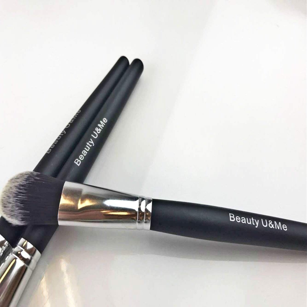 1pc BeautyU&Me Pro Sof Flat Foundation Brush