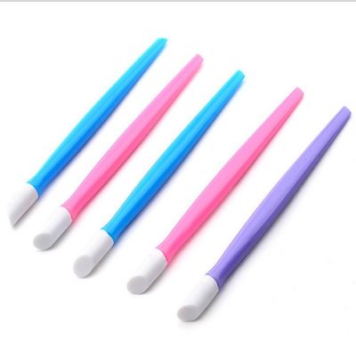 6pcs Professional Plastic Handle Hard Rubber Tipped Nail Art Tool Cuticle Pusher Cleaner(Random Color)